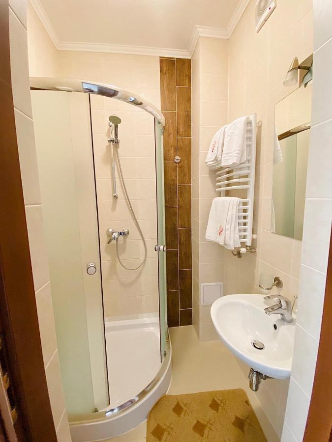 Gerdan Hotel Jaremcze Zewnętrze zdjęcie