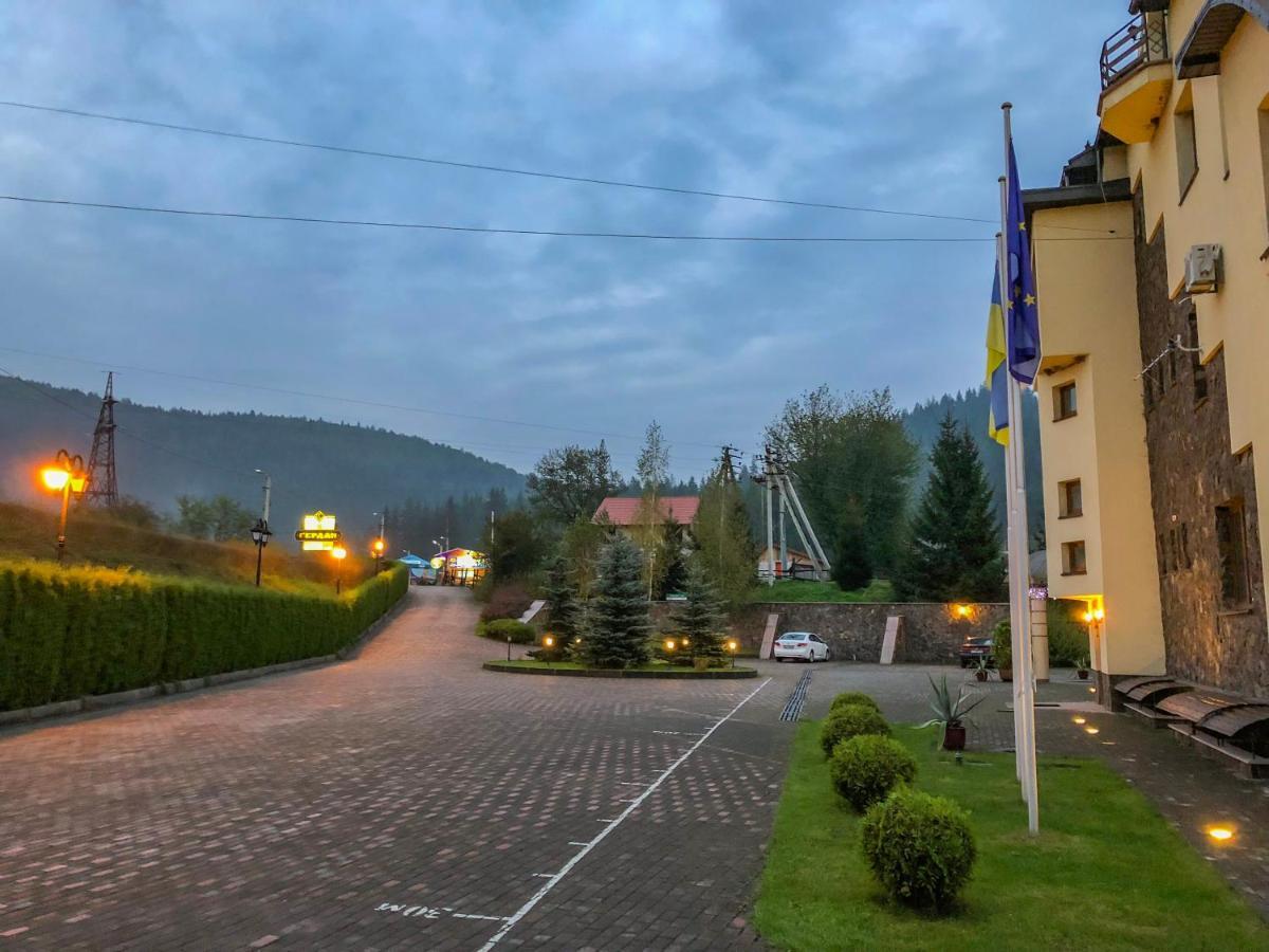 Gerdan Hotel Jaremcze Zewnętrze zdjęcie