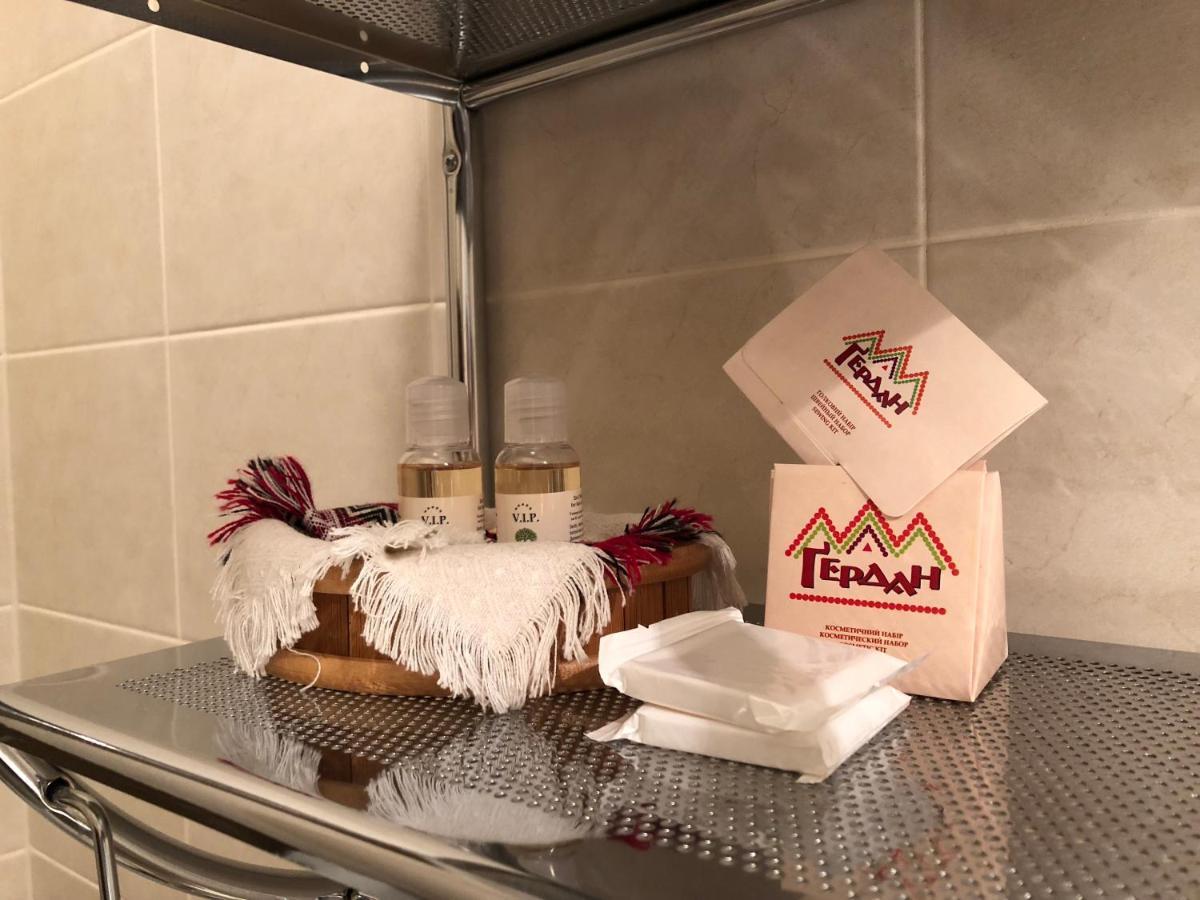 Gerdan Hotel Jaremcze Zewnętrze zdjęcie