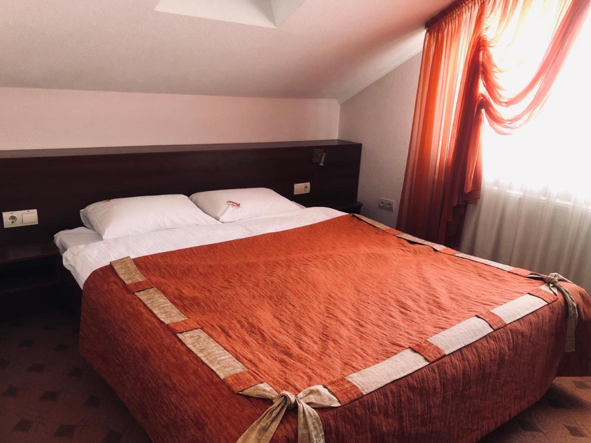 Gerdan Hotel Jaremcze Zewnętrze zdjęcie